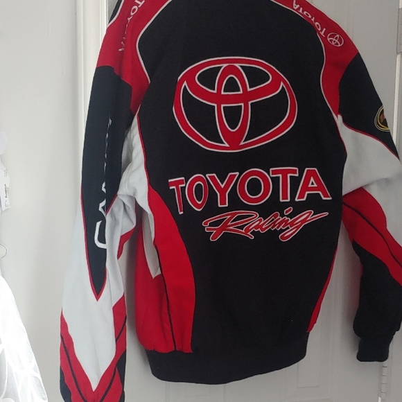 Toyota Racing Jacket - Picture 2 of 6